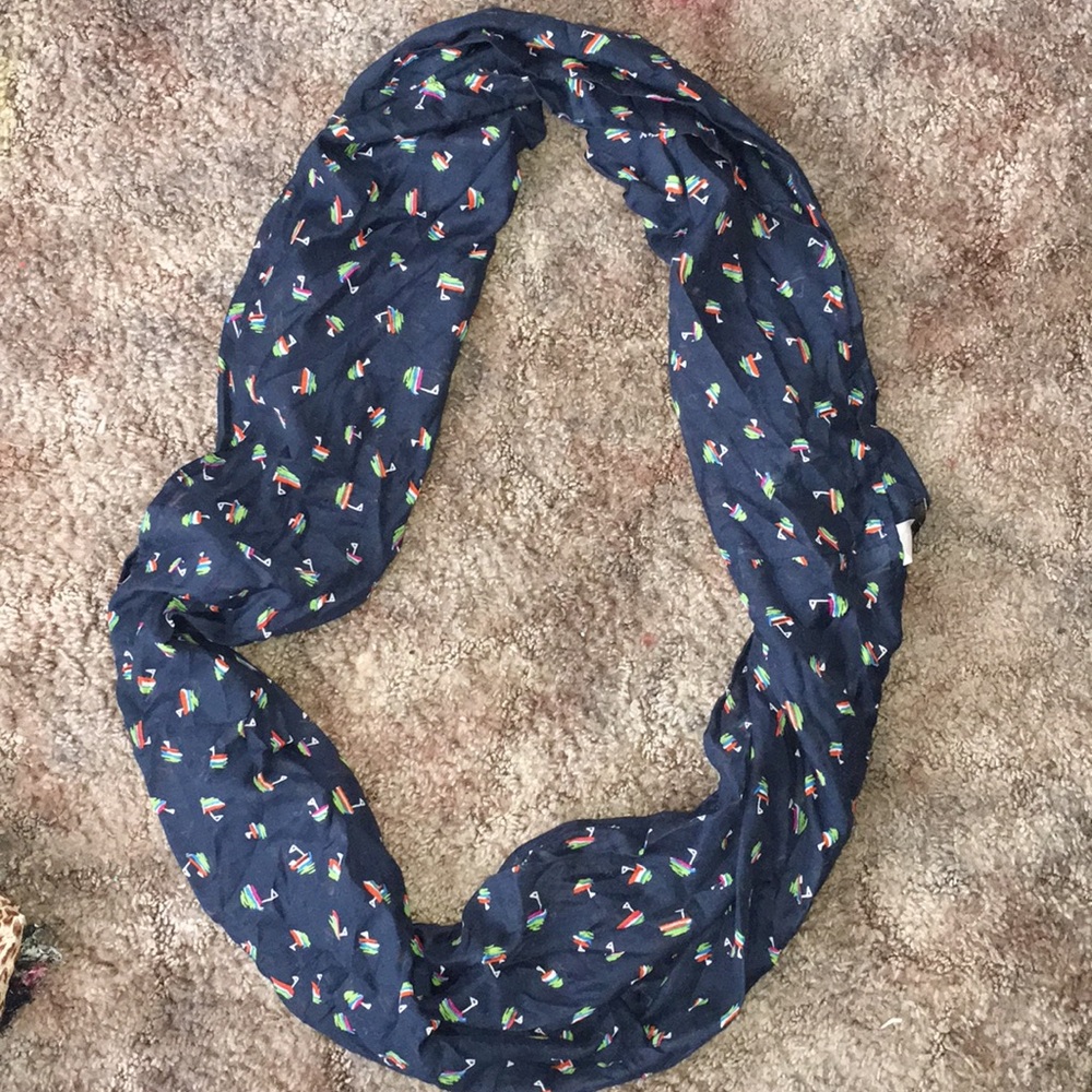 Infinity scarf 🧣 - Picture 2 of 2